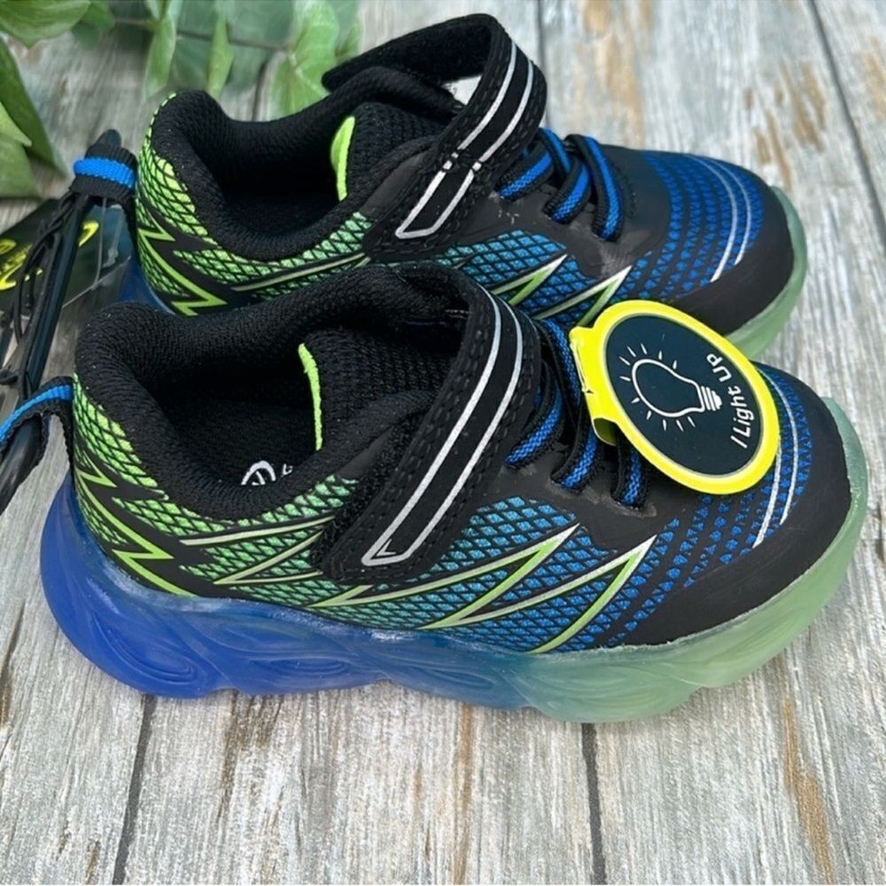 Baby Boys Light-Up Athletic Active Sneakers Shoes Size 7